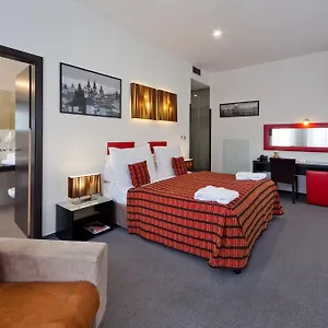 Prague Inn Отель
